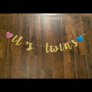 “It’s twins” Baby Shower Banner